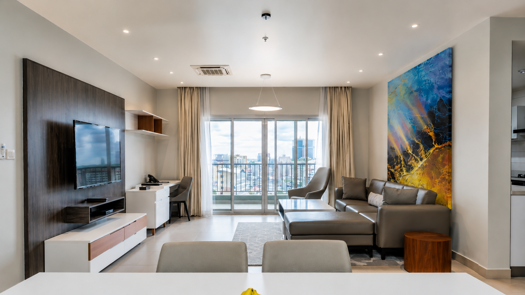 Top Suites Hotel in Dar es Salaam with Premium Amenities