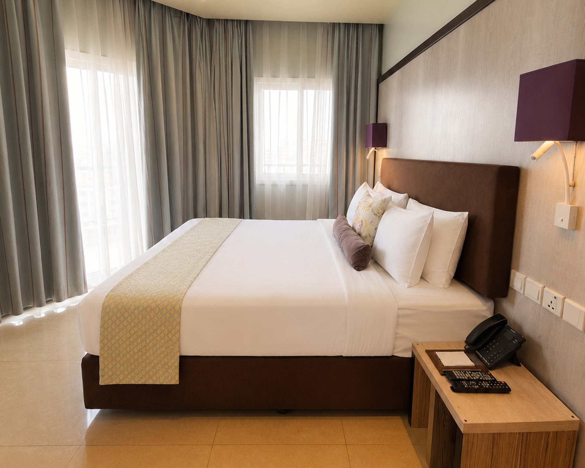 Deluxe Suite image